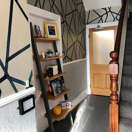 Guest house Brierholme 4*